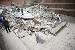 В Непале из-под завалов вытащили 101-летнего мужчину