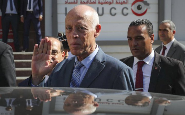 У Тунісі десятки опозиціонерів засудили до 45 років позбавлення волі