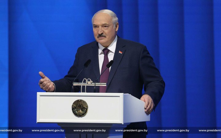 ​Зеленський: сьогодні Україна застосувала пакет санкцій проти Лукашенка