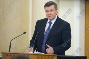 Янукович: події навколо "мови" занадто політизовані
