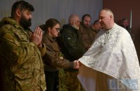 «За тиждень – Великдень». Як капелан із військовими молився