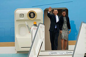 Барак Обама прилетел на землю предков в Ирландию