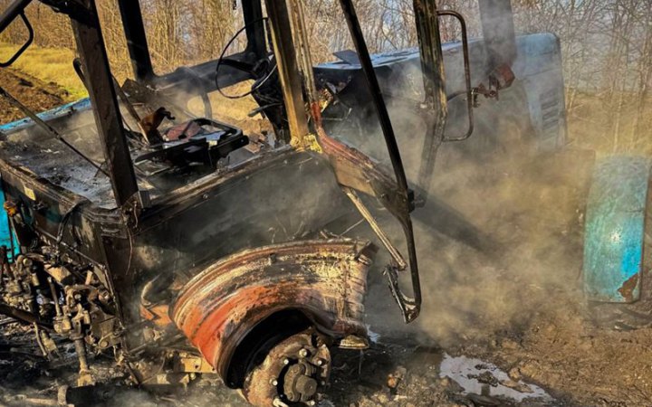 На Миколаївщині тракторист під час роботи в полі підірвався на боєприпасі