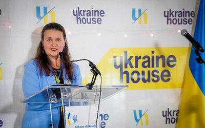 Оксана Маркарова: «Росіяни хочуть, щоб ми зламалися, замовкли, лежали й плакали, говорили лише про війну. Ми цього не дозволимо»