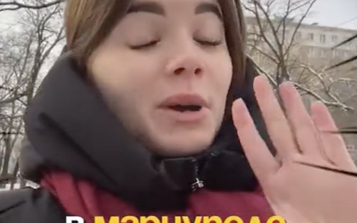 CNN: Росія навчає місцевих блогерів для прославляння життя в Маріуполі під окупацією