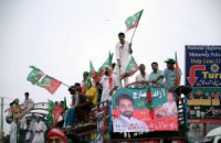 У Пакистані скоєно замах на лідера опозиції