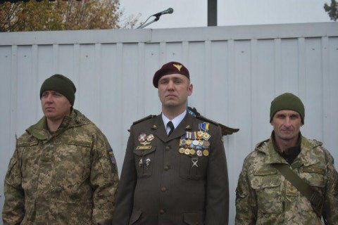 Раненый командир 128-й бригады доставлен в Харьков