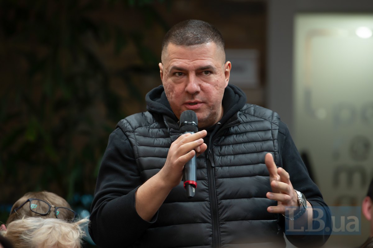 журналіст, офіцер ЗСУ Єгор Чечеринда