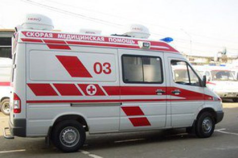 В Санкт-Петербурге 2 июня на остановке насмерть замерзла пожилая женщина
