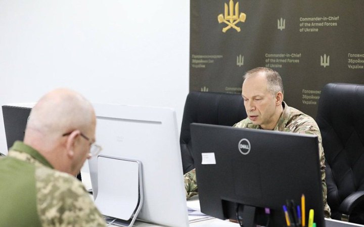 Сирський: працюємо, щоб підготовка до участі в бойових діях загалом тривала 2 місяці