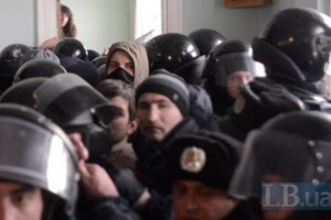 В Киеве избили троих националистов