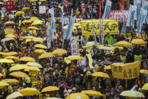 У Гонконзі напередодні масових протестів поліція вилучила рекордну партію вибухівки