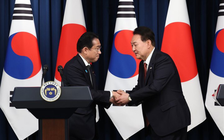 Історичне примирення Японії з Південною Кореєю 