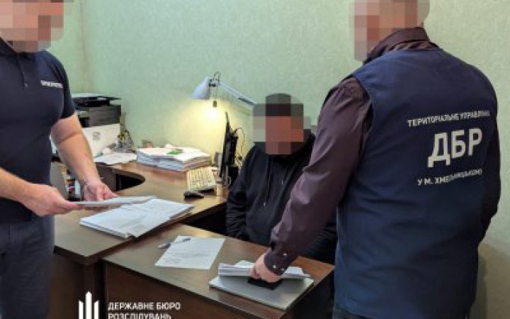 До суду скерували третю справу щодо оборудок із землею ексголови геокадастру Хмельниччини