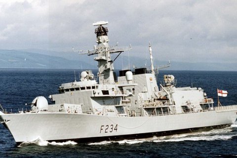 Великобританія відправляє п'ять військових кораблів у Балтійське море