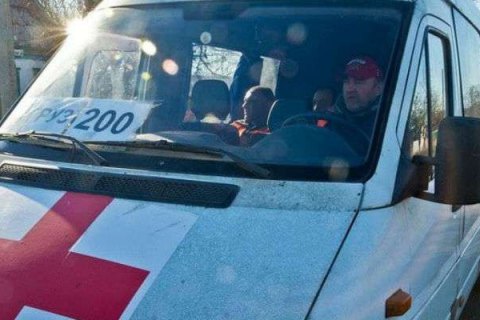 ОБСЄ помітила фургон із написом "Груз-200" на виїзді в Росію