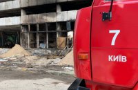 В Киеве на территории завода произошел пожар