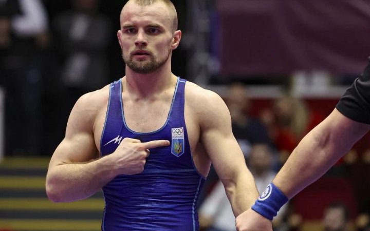 Олександр Грушин здобув срібну медаль на Євро-2024 з греко-римської боротьби