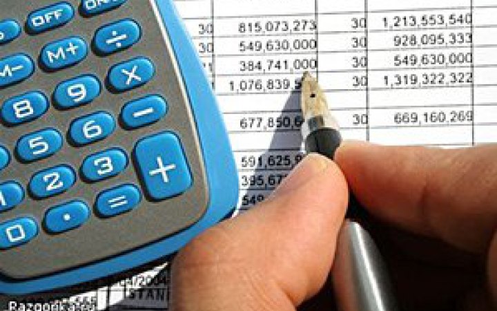 Журналісти виявили сотні випадків заниження вартості авто у деклараціях посадовців і народних обранців