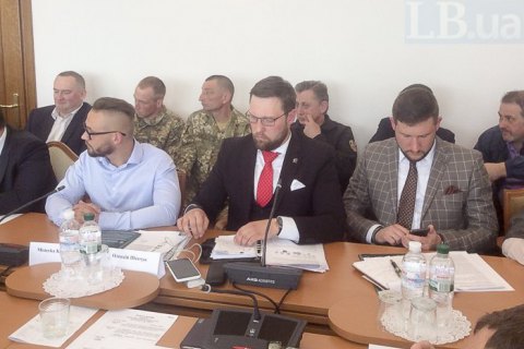 На комітеті Пашинського відкинули звинувачення в корупції під час закупівлі БМП