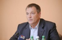 Колесниченко не помнит причин иска против писателя
