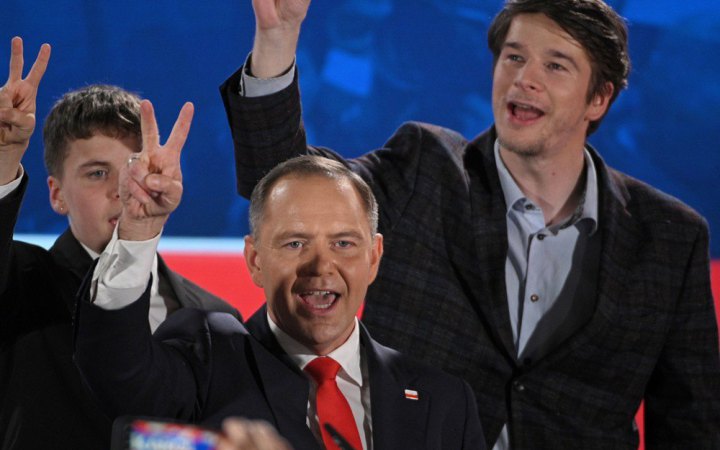 Кароль Навроцький переміг на президентських виборах Польщі