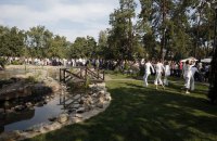 Киевсовет отказался останавливать скандальную стройку в парке Киото