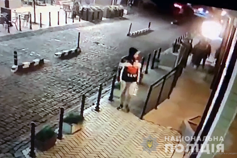 Правоохранители задержали мужчину, который поджег дом на Подоле в Киеве