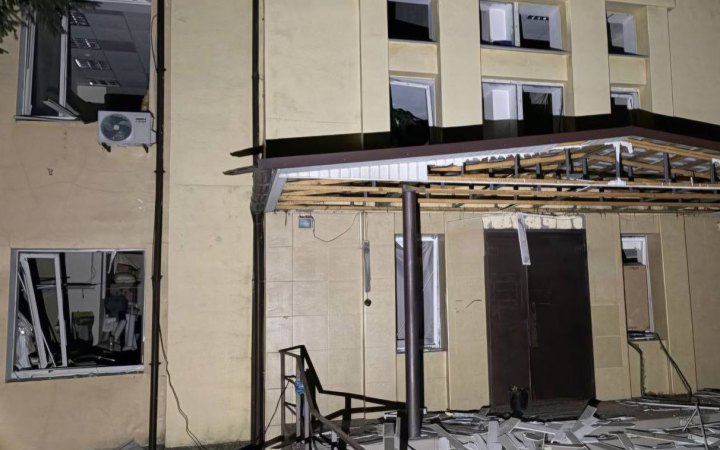 Росіяни атакували Дніпропетровщину ракетами, безпілотниками, артилерією та авіабомбами