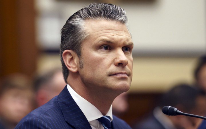 Глава Пентагону до генералів США: “щоб був мир, ми маємо готуватися до війни”