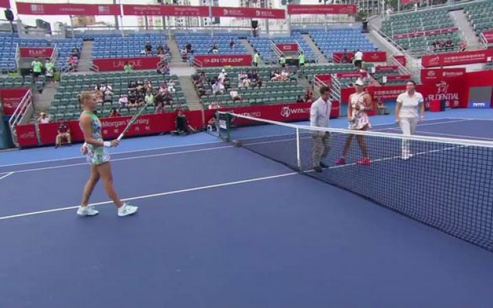 Ястремська відмовилася від спільного фото з росіянкою на турнірі WTA 250 у Китаї