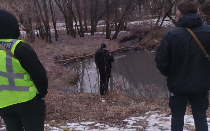 Адміністрація Голосіївського парку відреагувала на інформацію про забруднення одного зі ставків