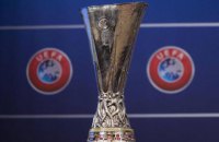 УЕФА запретил "Айнтрахту" продавать билеты болельщикам на матч с "Шахтером" в Лиге Европы (обновлено)