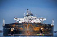 Країни G7 прагнуть обмежити можливості Росії використовувати тіньовий флот танкерів для транспортування своєї нафти, – Bloomberg