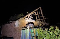 Росіяни вночі вдарили по церкві і будинках в Дніпропетровській області. Загинув юнак, поранені ще троє людей