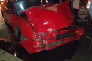 В Одесі учасники нічних автоперегонів розбили чотири машини