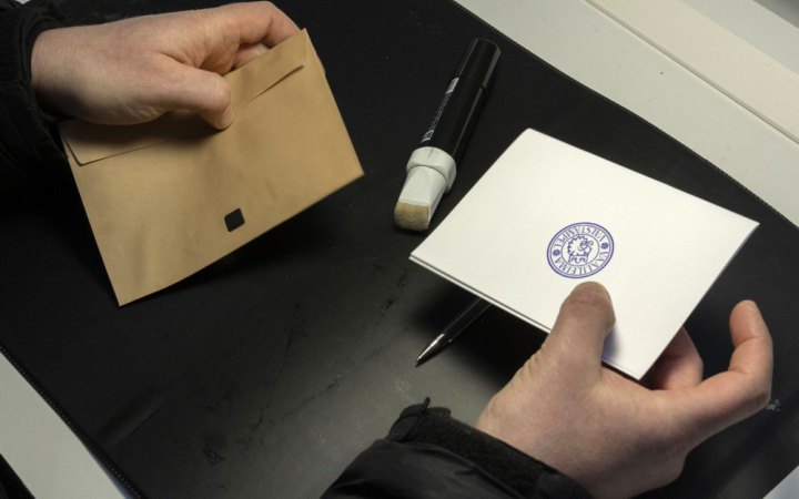 На президентських виборах у Фінляндії достроково проголосували понад мільйон осіб