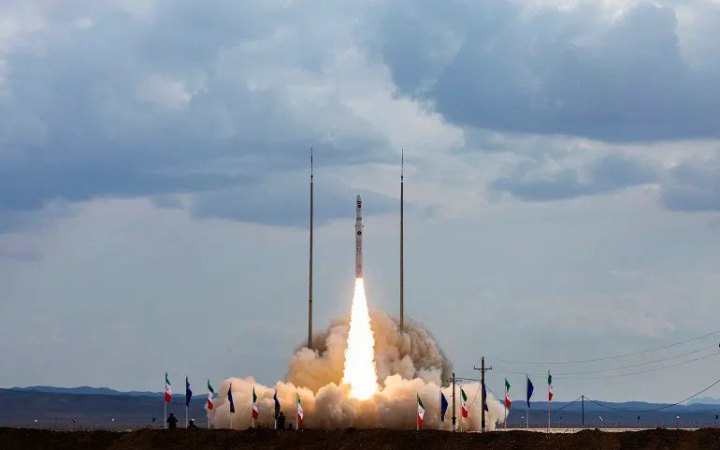 Росія вивела на орбіту три іранські супутники зв’язку, – ЗМІ