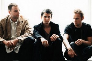 Muse пообещали новый альбом в 2012 году 