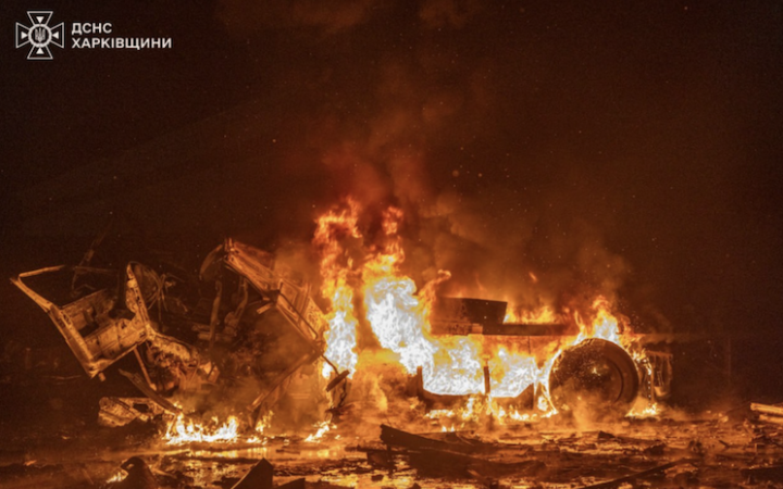 Росія атакувала поштовий термінал поблизу Харкова. Є жертви і поранені (оновлено)