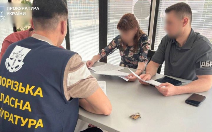 Привласнення квартир померлих: у Запоріжжі направлено до суду справу адвокатки та правоохоронця