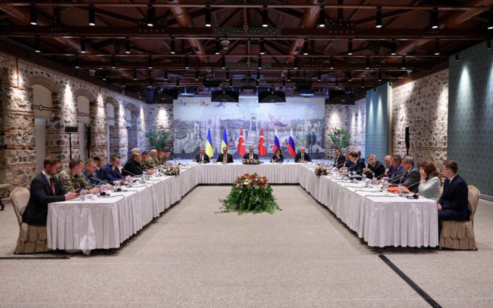 Україна і Росія зустрілися в Стамбулі для обговорення припинення вогню. Онлайн
