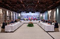 Україна і Росія зустрілися в Стамбулі для обговорення припинення вогню. Онлайн