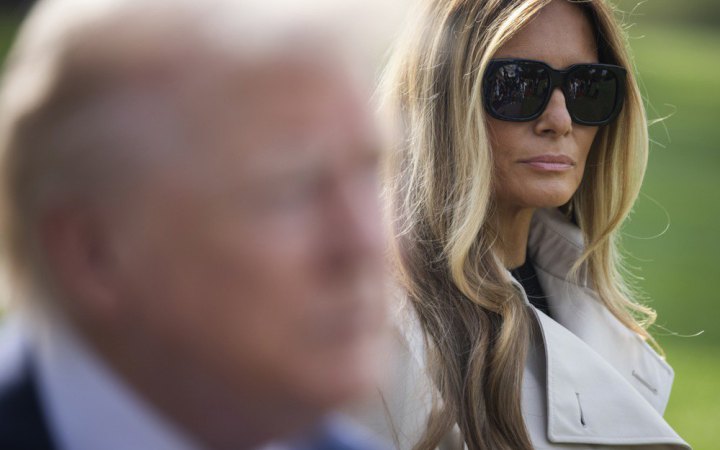 Президент США на Алясці передав Путіну лист від Меланії Трамп про викрадених Росією українських дітей