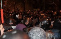 ​В Черкассах милиция снесла палатку Штаба национального сопротивления 