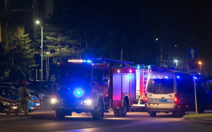 На кукурудзяне поле у Польщі впав та вибухнув невідомий об'єкт (доповнено)