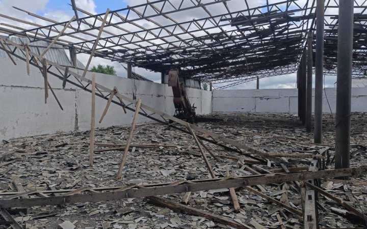 Росіяни вдарили балістикою по фермі на Миколаївщині, загинув працівник