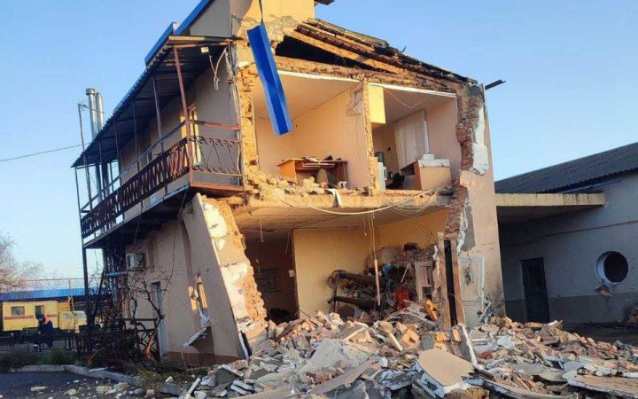 Росіяни атакували передмістя Херсона, є постраждалі