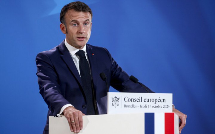 Президент Франції засудив російську пропаганду під час візиту до Молдови