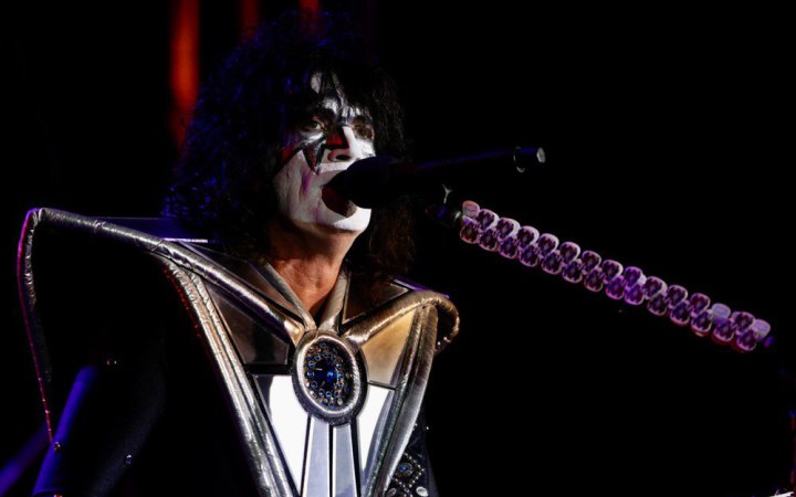 Помер один із засновників рок-гурту Kiss Ейс Фрейлі